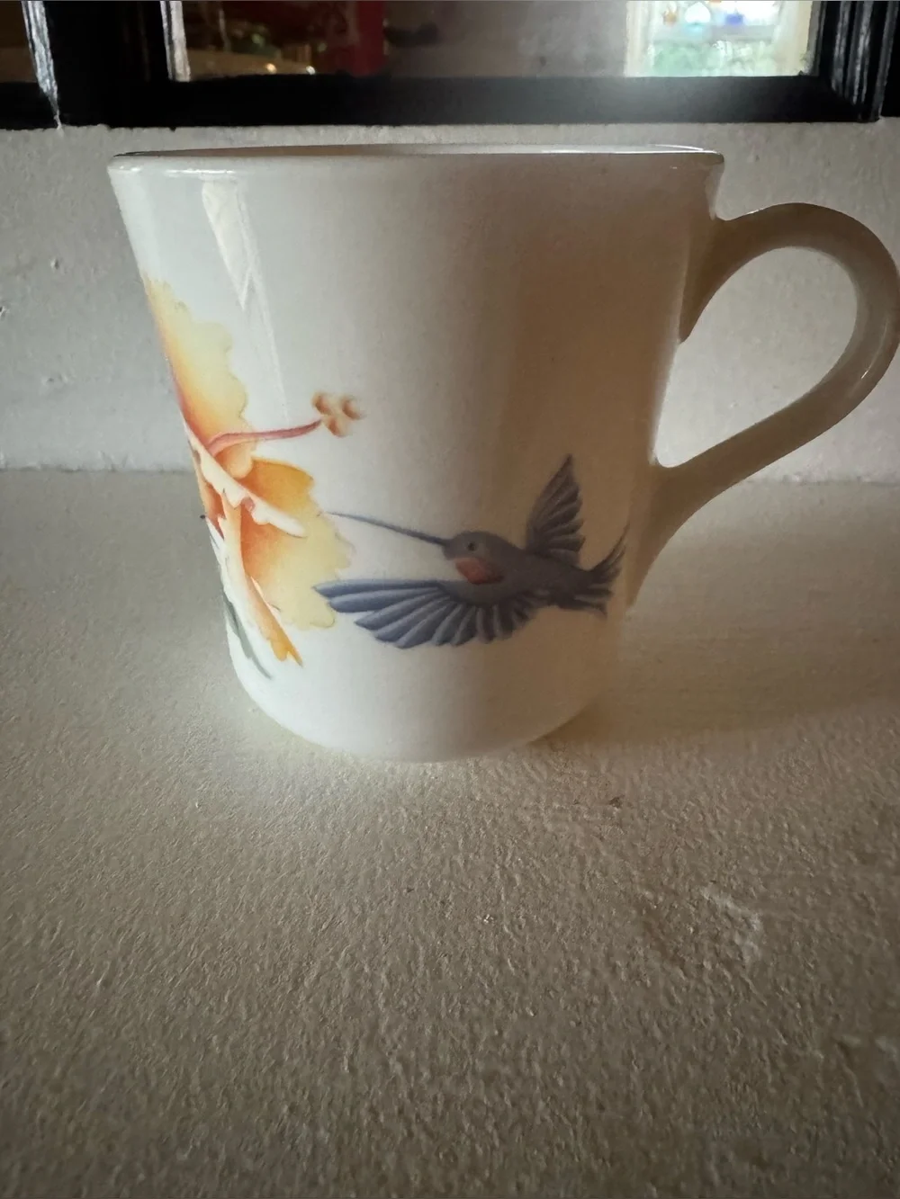 Vintage corning, ware, hummingbird and hibiscus coffee mug tea cup